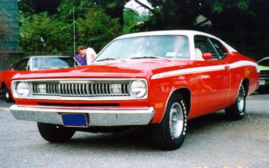 1972_Plymouth_Duster_Rich_FrontLeft.jpg (23274 bytes)